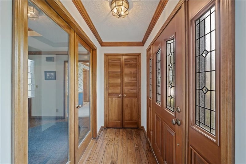 11754 Gillette St, Overland Park, KS 66210