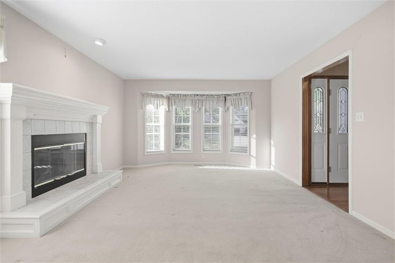 22808 E 28th Street Ct, Blue Springs, MO 64015