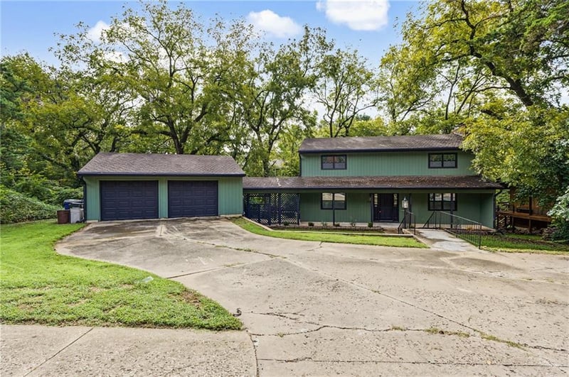 2729 Stratford Rd, Lawrence, KS 66049