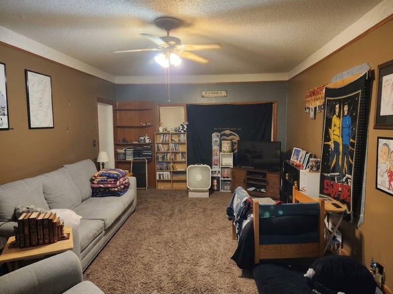 718 W Lyons St, County/other, KS 67554