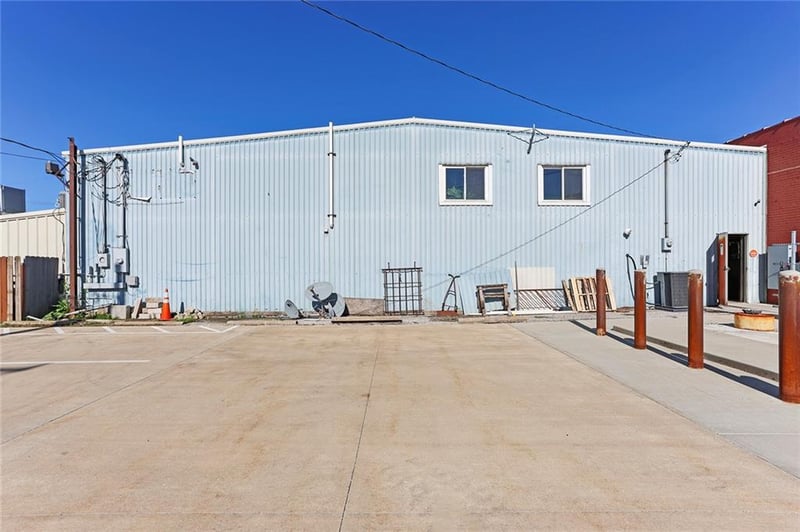 1825-1827 Buchanan St, Kansas City, MO 64116