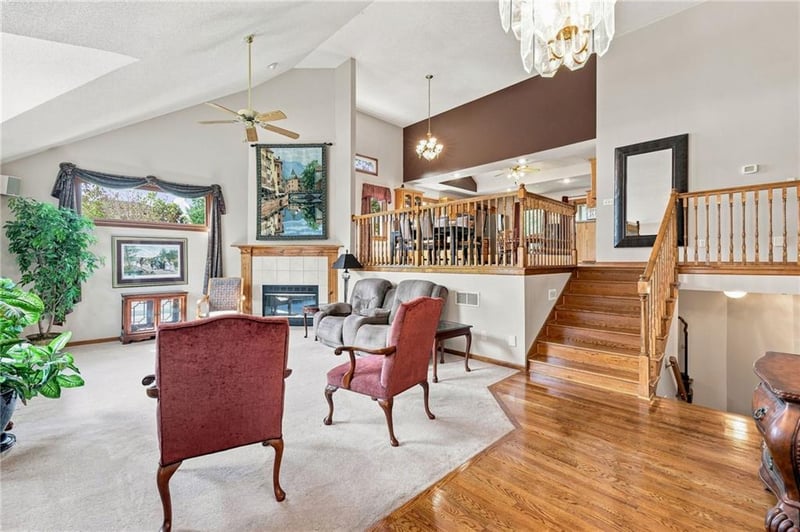 6726 N Charleston Dr, Kansas City, MO 64119