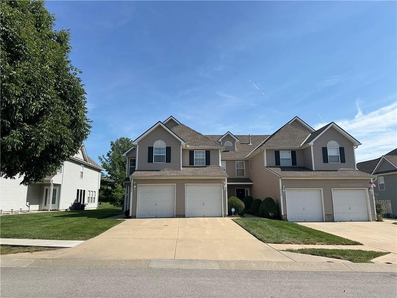 4524 NE 83 Rd Ter, Kansas City, MO 64119