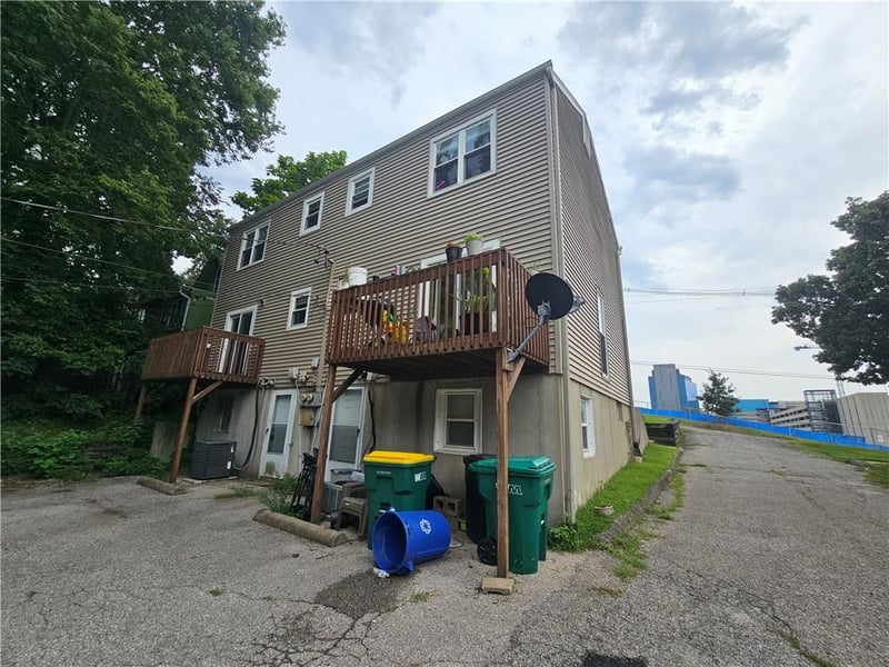 1922 W 36th Ave, Kansas City, KS 66103