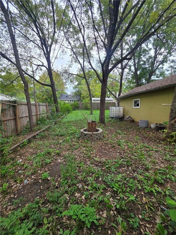 209 W 7th Ave, Garnett, KS 66032