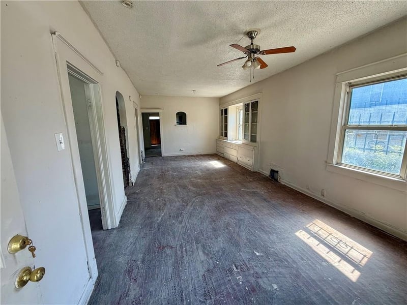 3003 N 31st St, Kansas City, KS 66104