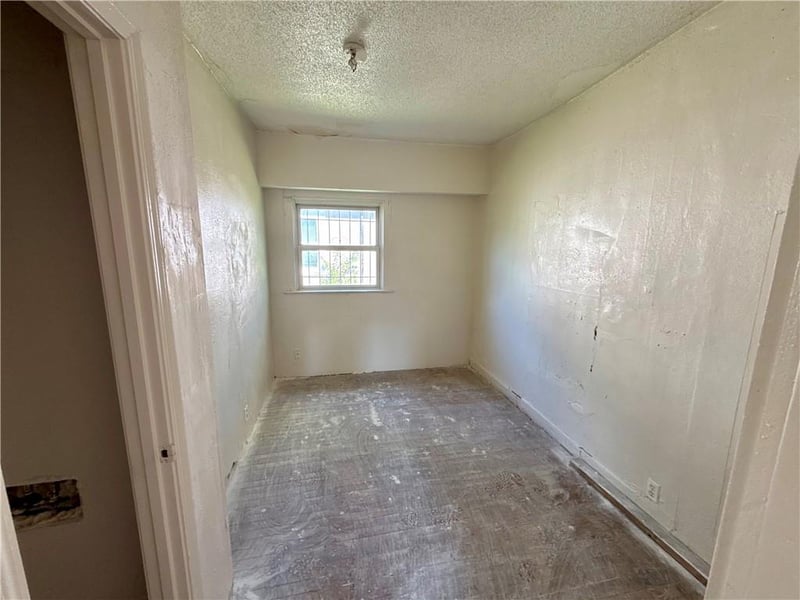 3003 N 31st St, Kansas City, KS 66104