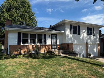 1532 NE 51st Ter, Kansas City, MO 64118