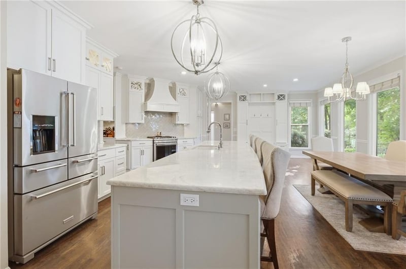 9511 129th St W, Overland Park, KS 66213