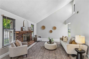 734 E 121st Ter, Kansas City, MO 64146