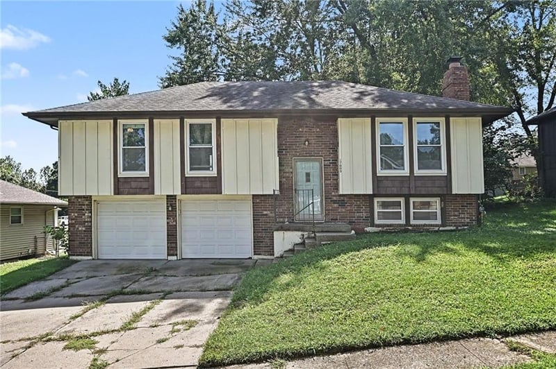 17009 E 3rd Ter S, Independence, MO 64056
