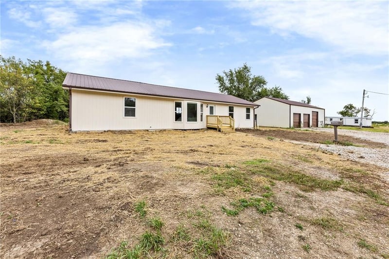 12864 Arkansas Rd, Colony, KS 66015
