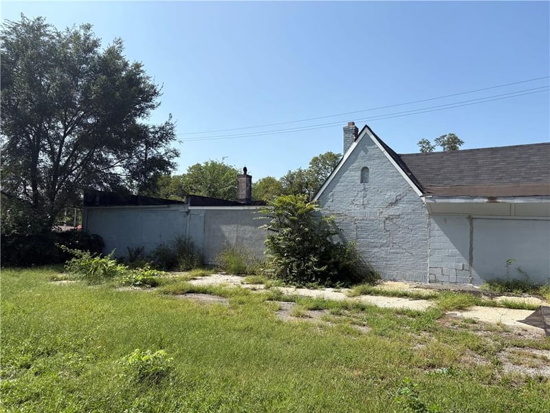 5301 Prospect Ave, Kansas City, MO 64130