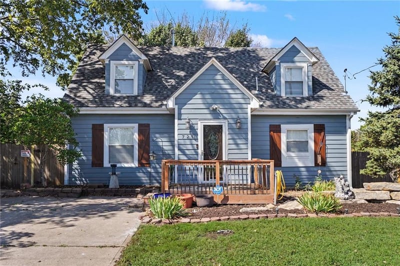 725 N Willie St, Olathe, KS 66061