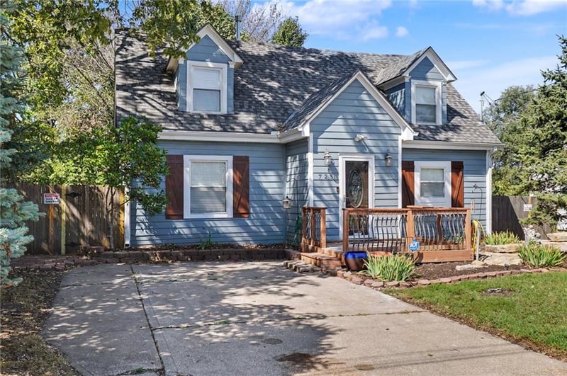 725 N Willie St, Olathe, KS 66061