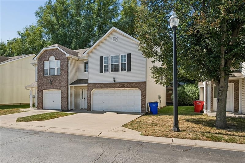 115 NE Adams Dairy Pw, Blue Springs, MO 64014