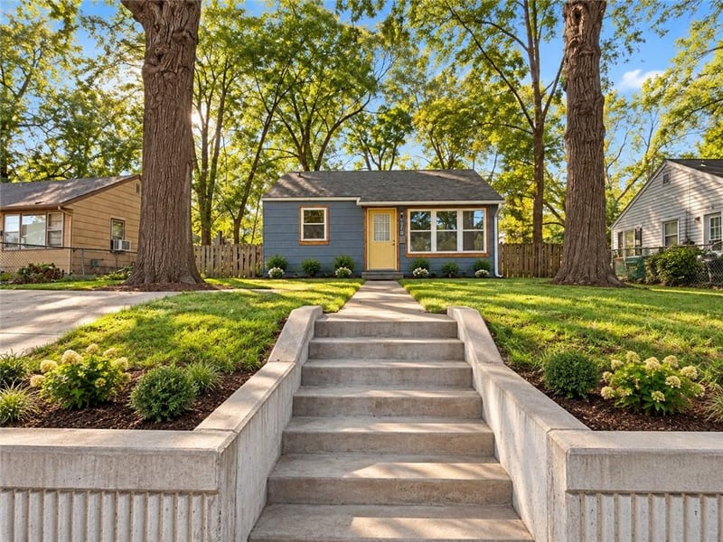 226 Cornell Ave, Bonner Springs, KS 66012