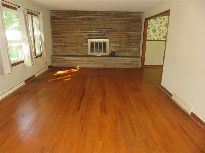 3606 NW 60th Ter, Kansas City, MO 64151
