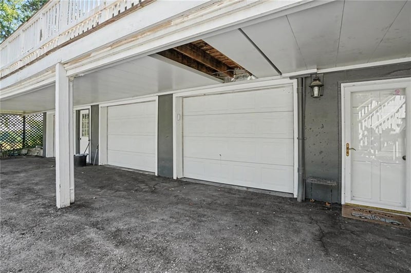 2806 E 215th St, Belton, MO 64012