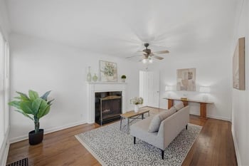 27 E 85th St, Kansas City, MO 64114