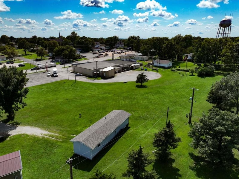 322 E 15th St #Parcel 2, Horton, KS 66439