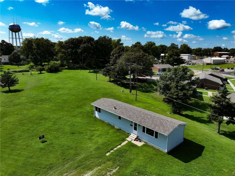 322 E 15th St #Parcel 2, Horton, KS 66439