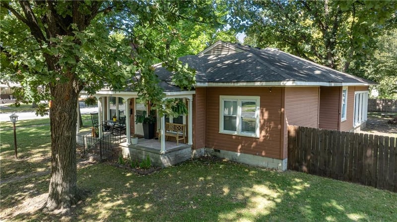 208 W Euclid St, Pittsburg, KS 66762