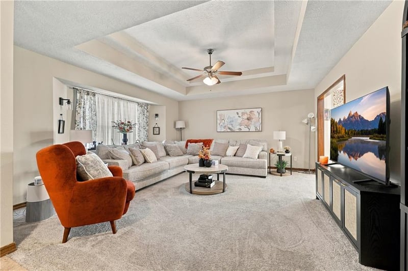 516 Emerson Dr, Belton, MO 64012
