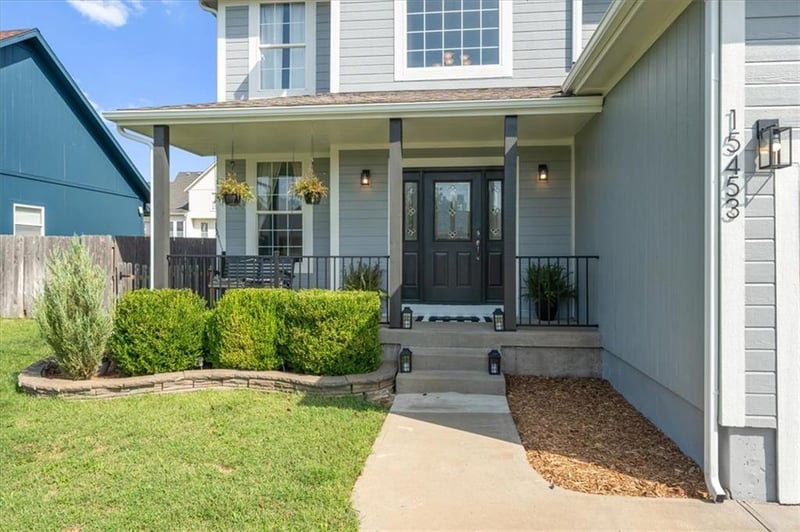 15453 S Dice Ln, Olathe, KS 66062