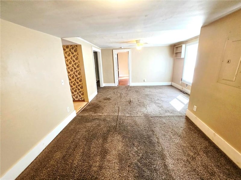 305 E Jackson St, Pittsburg, KS 66762