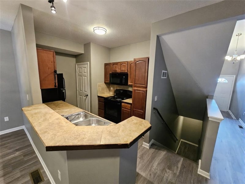 1002 N Findley St, Olathe, KS 66061