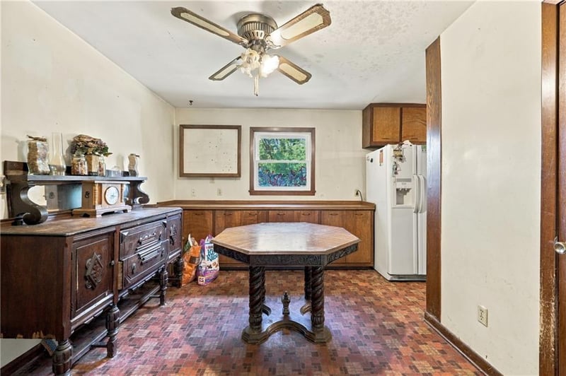10912 E 59th St, Raytown, MO 64133