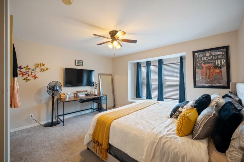 11800 E 47th Ter S, Kansas City, MO 64133
