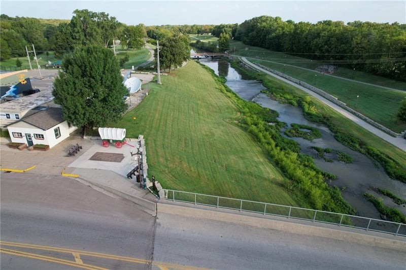 Main St, Council Grove, KS 66846