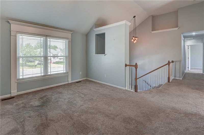 18105 E 11th Terrace Ct N, Independence, MO 64056
