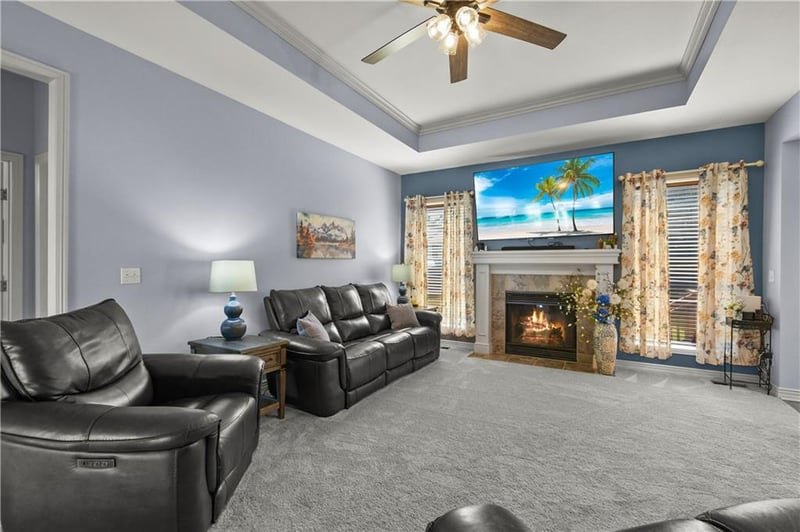 1601 Kimberly Ct, Greenwood, MO 64034