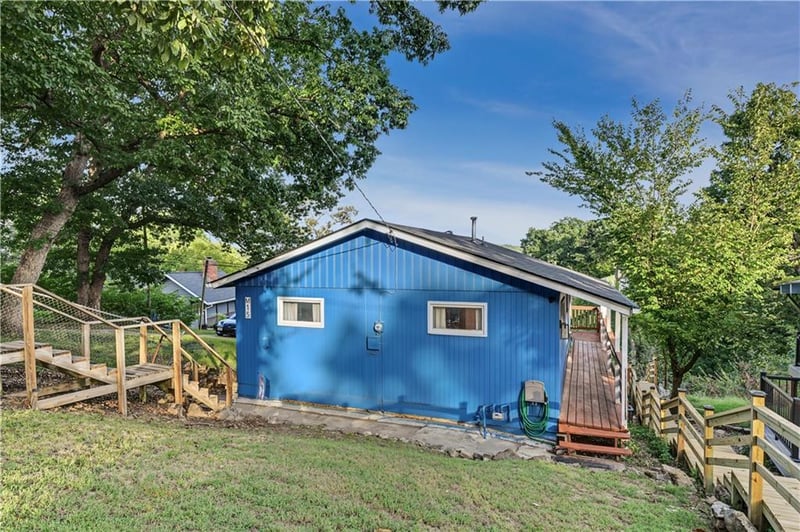 15 M St, Lake Lotawana, MO 64086