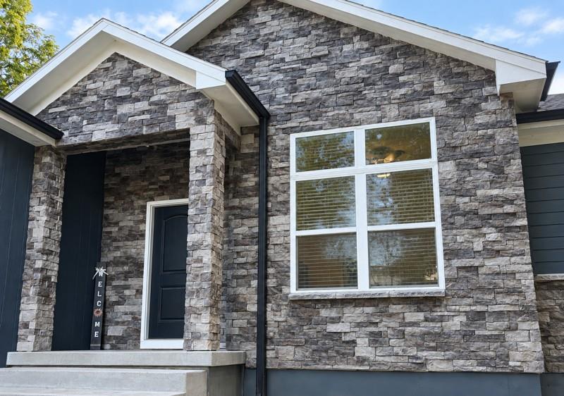 609 Campbell St, Pleasant Hill, MO 64080