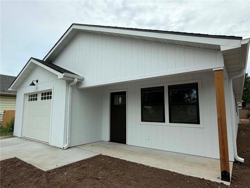 423 S Holbrook St, Fort Scott, KS 66701