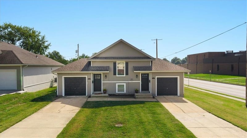 100 E South Ave, Belton, MO 64012