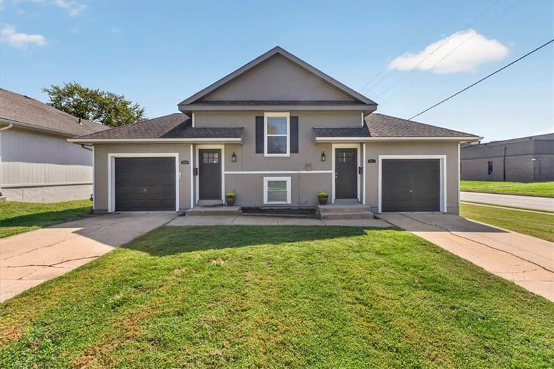 100 E South Ave, Belton, MO 64012
