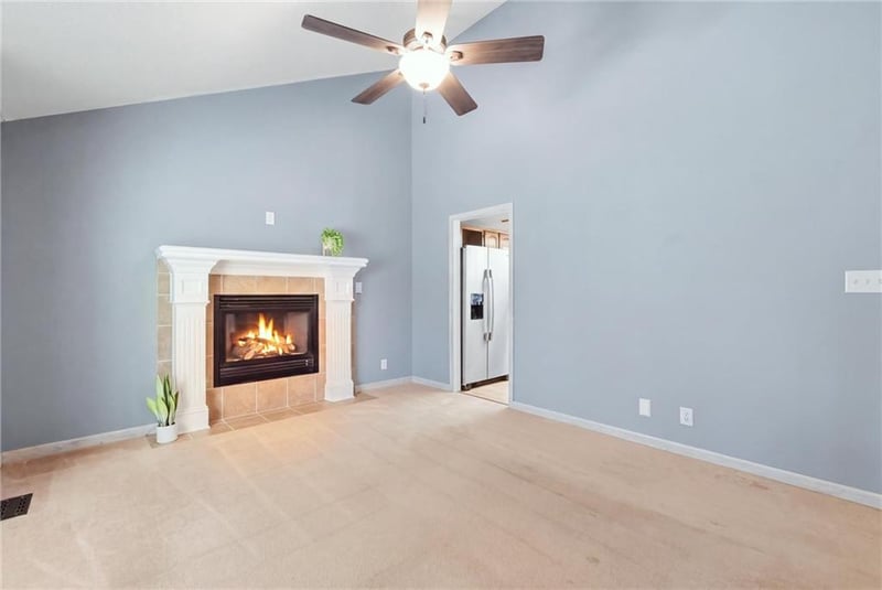 408 Huntington Ct, Greenwood, MO 64034