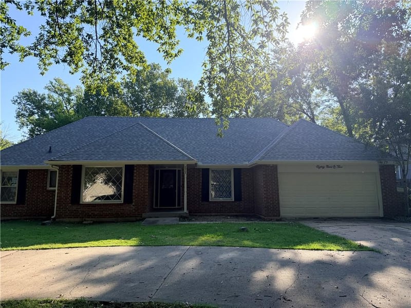 8905 Lamar Ave, Overland Park, KS 66207