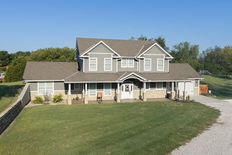 19602 Dempsey Rd, Leavenworth, KS 66048