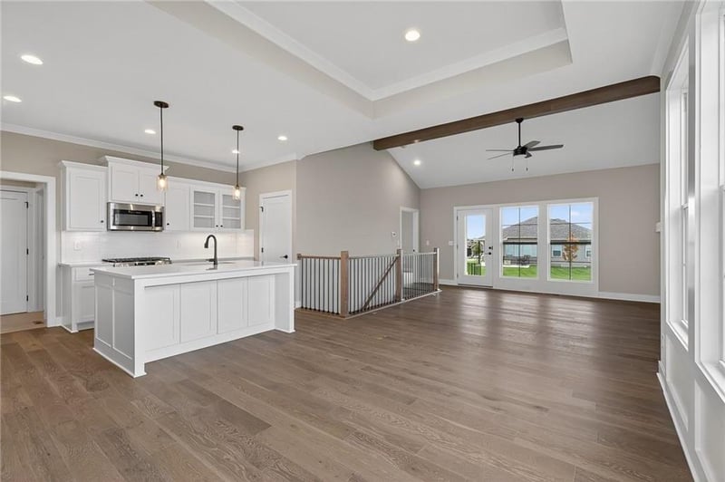 8283 Brockway St, Lenexa, KS 66220