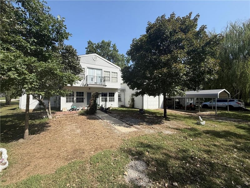 501 N 7th St, Lacygne, KS 66040