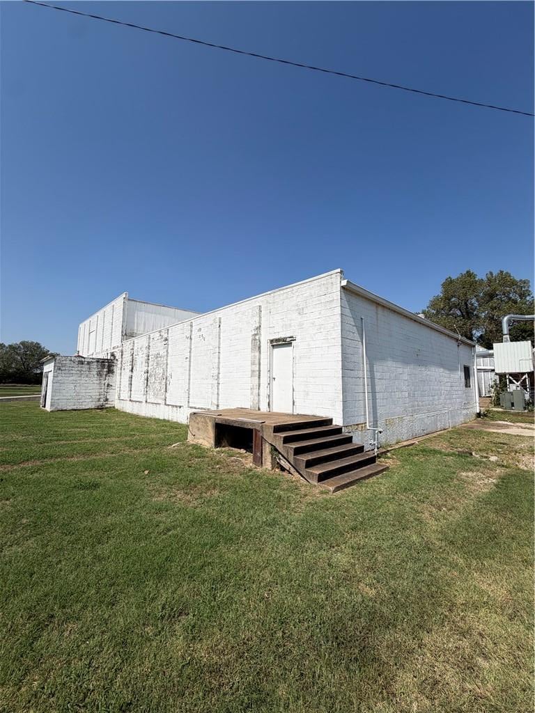 2015 Gabriel Ave, Parsons, KS 67357