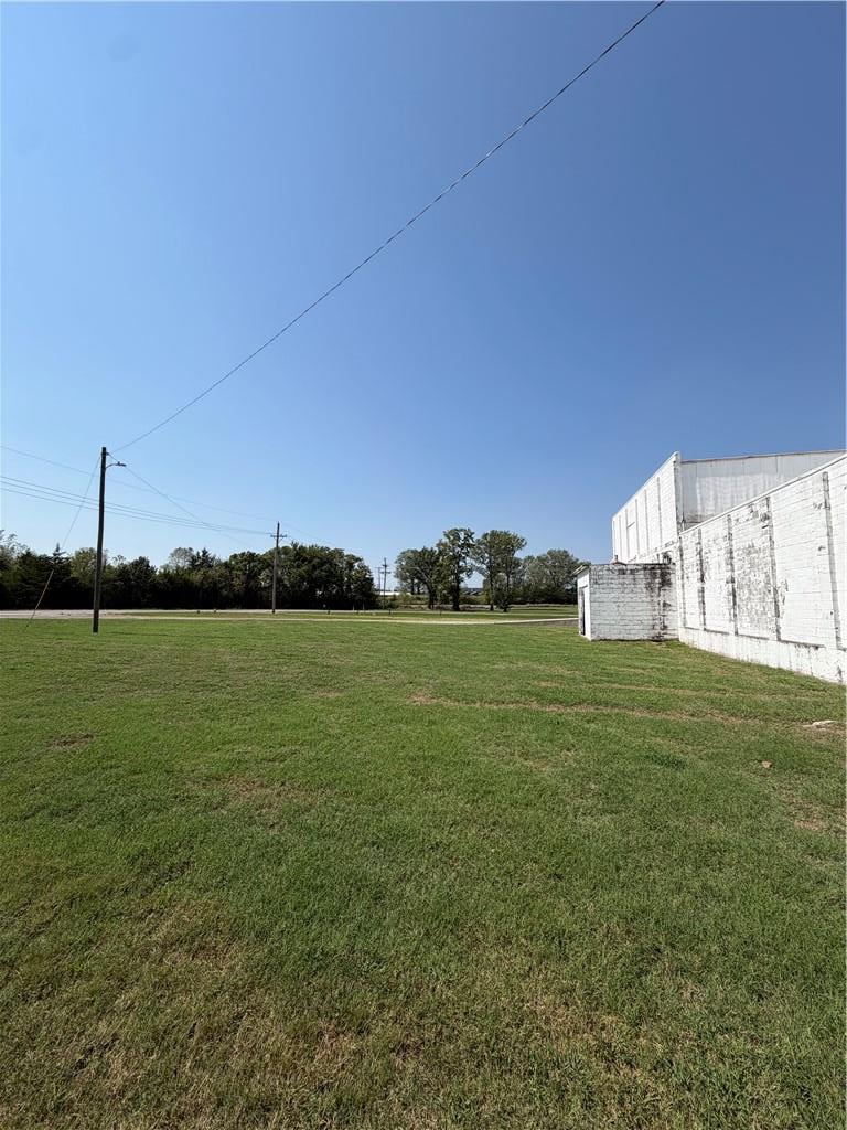 2015 Gabriel Ave, Parsons, KS 67357