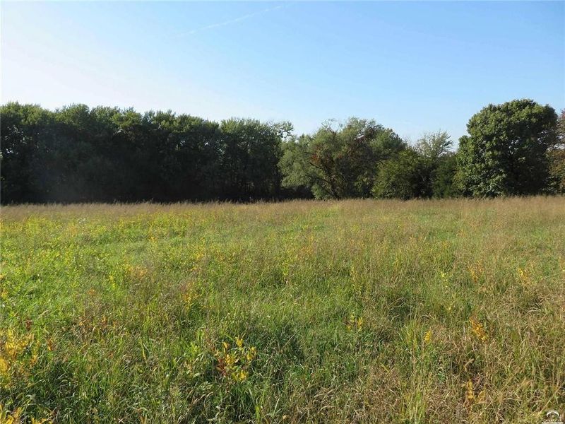 00000 Ferguson Rd, Ozawkie, KS 66070