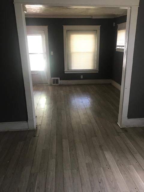 5008 Olive St, Kansas City, MO 64130